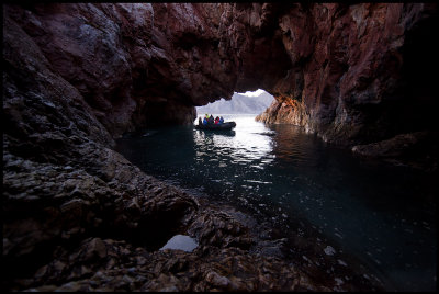 Cruising in the cave near Blomstrandhamna