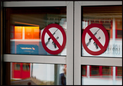 No weapons allowed in the bank !!