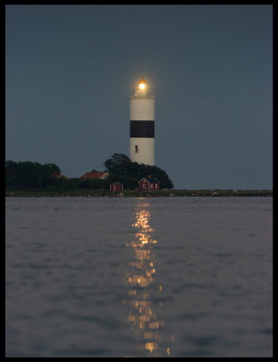 Lnge Jan Lighthouse at dusk