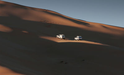 060309-555 Libya desert driving w.jpg