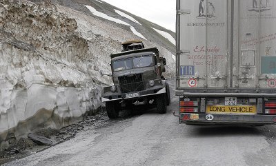 Difficult passage on Military Highway