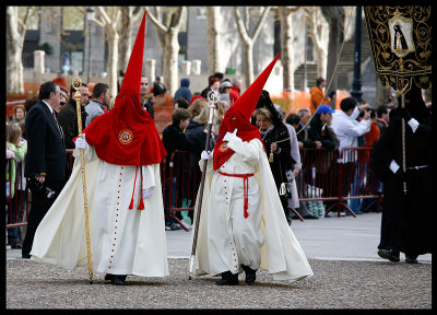 Easter procession on Calle de Bailn outside Palacio real