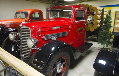1935 Diamond T Logging Truck