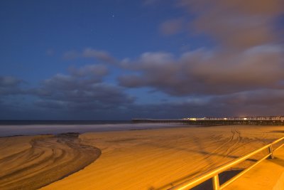 Pacific Beach Boardwalk before dawn