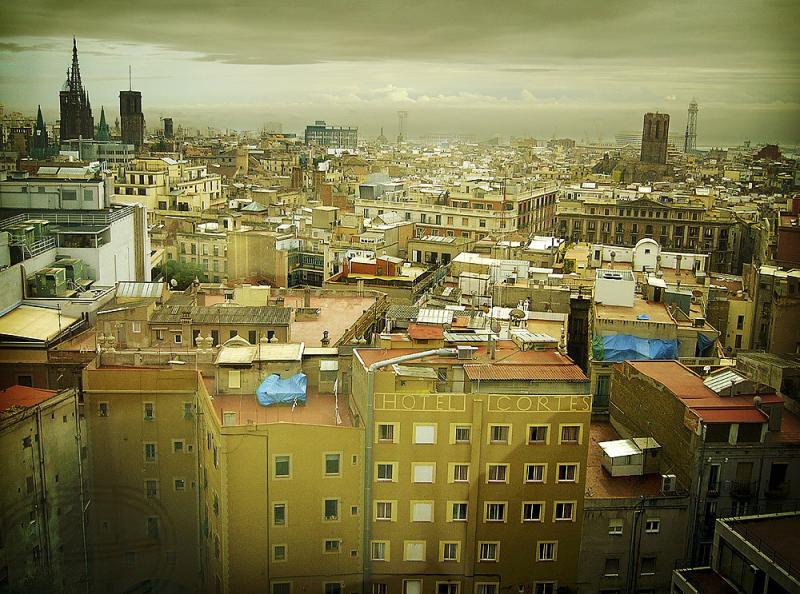 M-BarcelonaOfficeOtherSide135.jpg