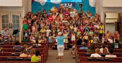 CR2_7538  Rehersal for 'VBS program'