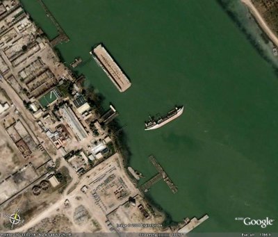 Sunken Ship in Basra.jpg