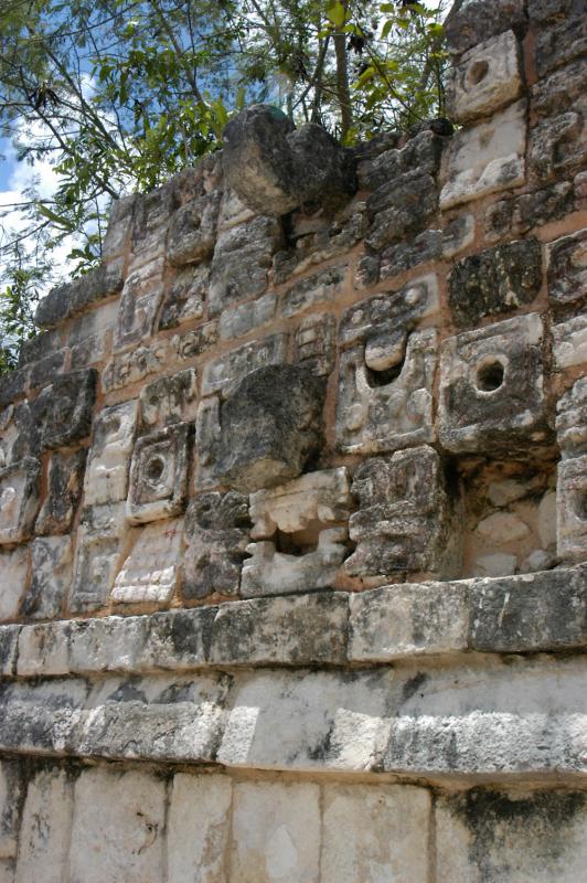 Carved block wall 6550