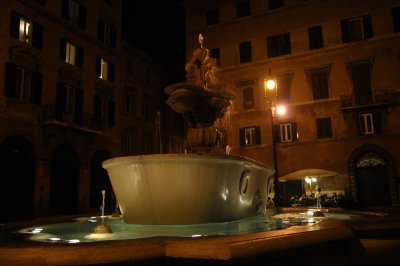 Piazza Farnese