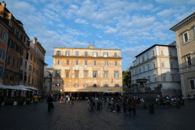 Piazza Santa Maria in Trastevere