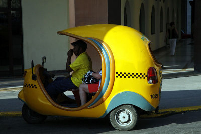 La Havane - Coco Taxi_1230r.jpg