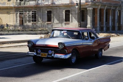 La Havane - Ford Fairlane V8_1250r.jpg