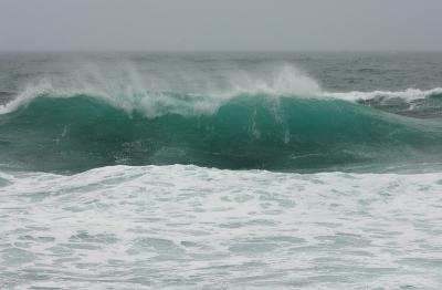 Wave action at Kapanai'a bay.