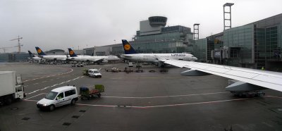 At Frankfurt am Main Airport .. 2960_6_2(2)