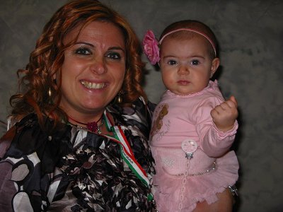 Sabrina, direttrice di Miniaturitalia, e piccola Matilde.. 3124