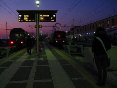 Trains leaving Venezia .. 0423