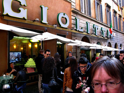 Margaret outside of Giolitti .. 2291