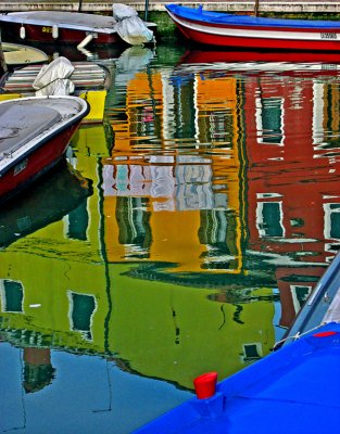 Boats and house reflections, closeup .. 2925