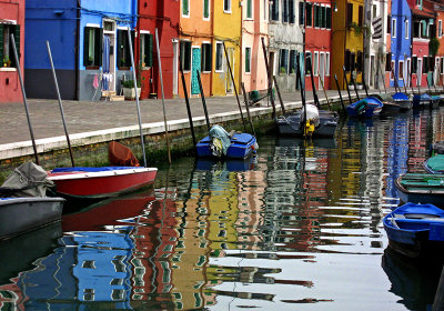 Canal scene, even closer .. 2930