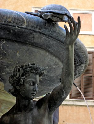 La Fontana delleTartarughe , closeup .. 3389