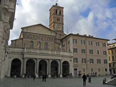 La Basilica di Santa Maria in Trastevere .. 3409