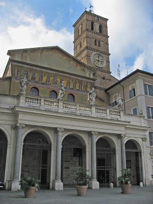 La Basilica di Santa Maria in Trastevere .. 3410