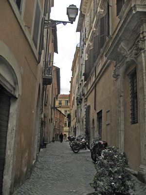 A street in the Roman ghetto .. 3401
