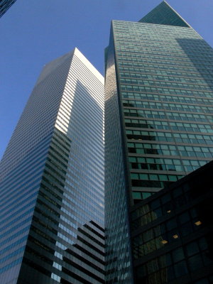 Two tall buildings on Lexington