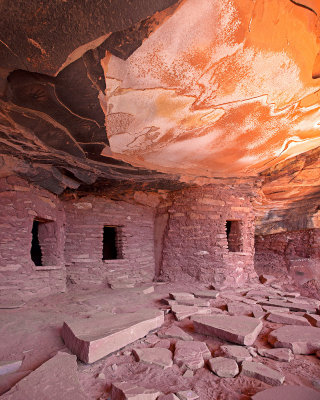 fallen-roof-ruin-2397.jpg