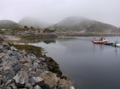 Noorwegen: VIKNA archipel opkomende zeemist