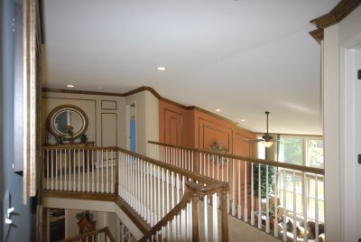 Upper Bridge Hallway with Oak Banister