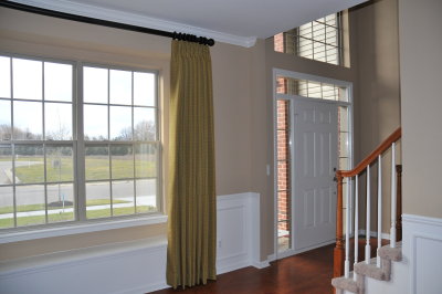 12 Flex Room toward Foyer