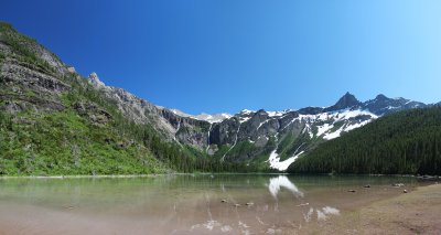 Avalanche_Lake_panorama_1_small.jpg