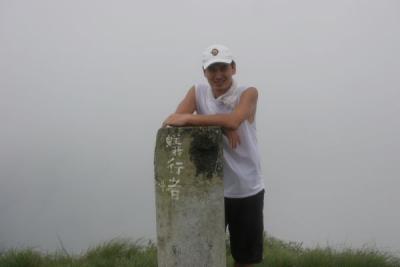 Khanh at the peak of Ma On Shan
