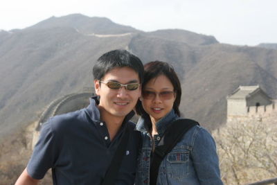 Khanh and Joyce at the Great Wall