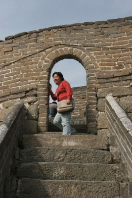 Noon at Steps to the Great Wall