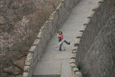 Hy and Janine Hugging at the Great Wall