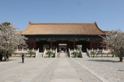 Entrance to Ming Tombs
