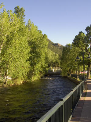 zCRW_0817 Riverwalk evening by post office.jpg