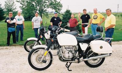 g4/32/657932/3/59625195.LUNCHGROUPPHOTO.jpg
