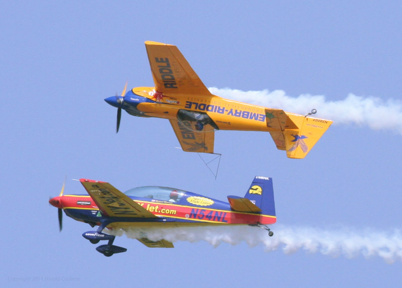 Aerobatic airplanes.jpg
