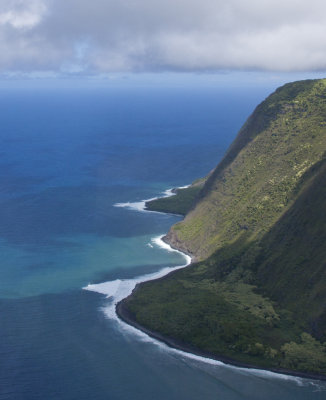 Molokai cliffs 3.jpg