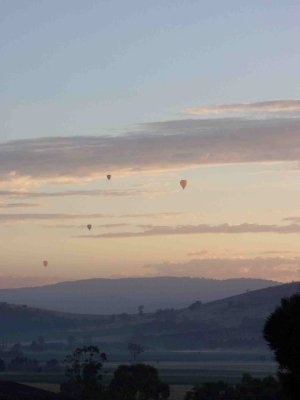 Hot Air Balloons over Yarra Glen - early morning