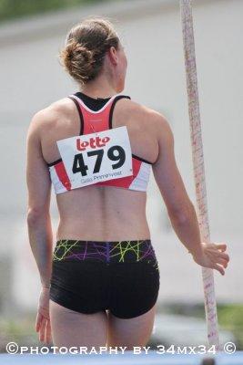 22 Chlo Henry