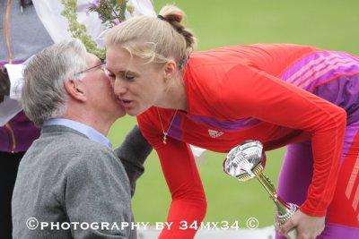 48 Sally Pearson