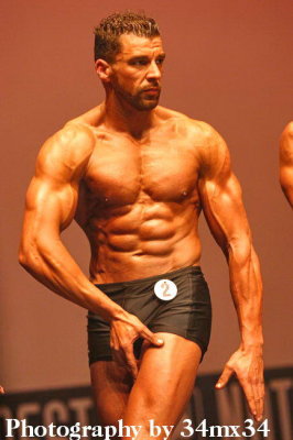 23 Giovanni Hooyberghs