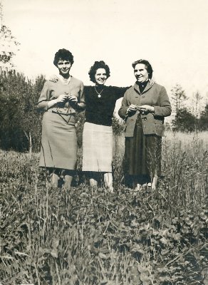 nostra madre, zia e nonna - our mother, aunt, grandmother
