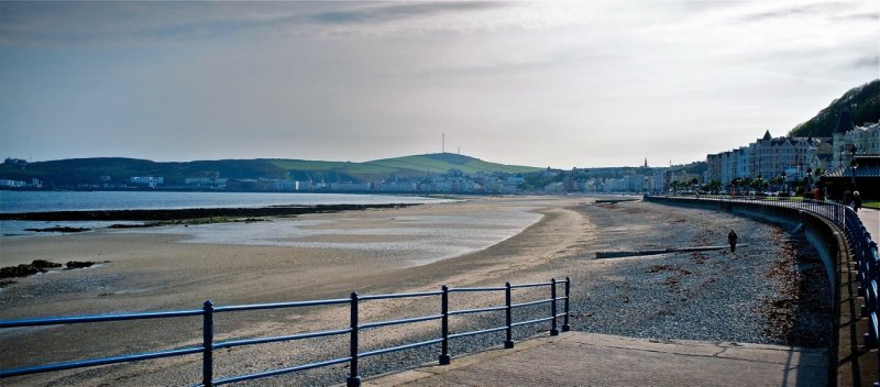 Low tide, Douglas Bay