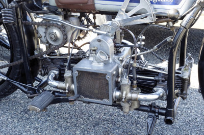 Douglas motorcycle engine