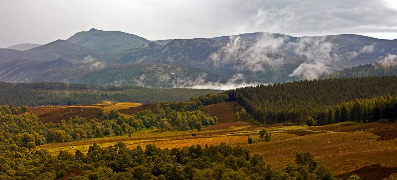 Looking from Fermtoun to Lochnagar